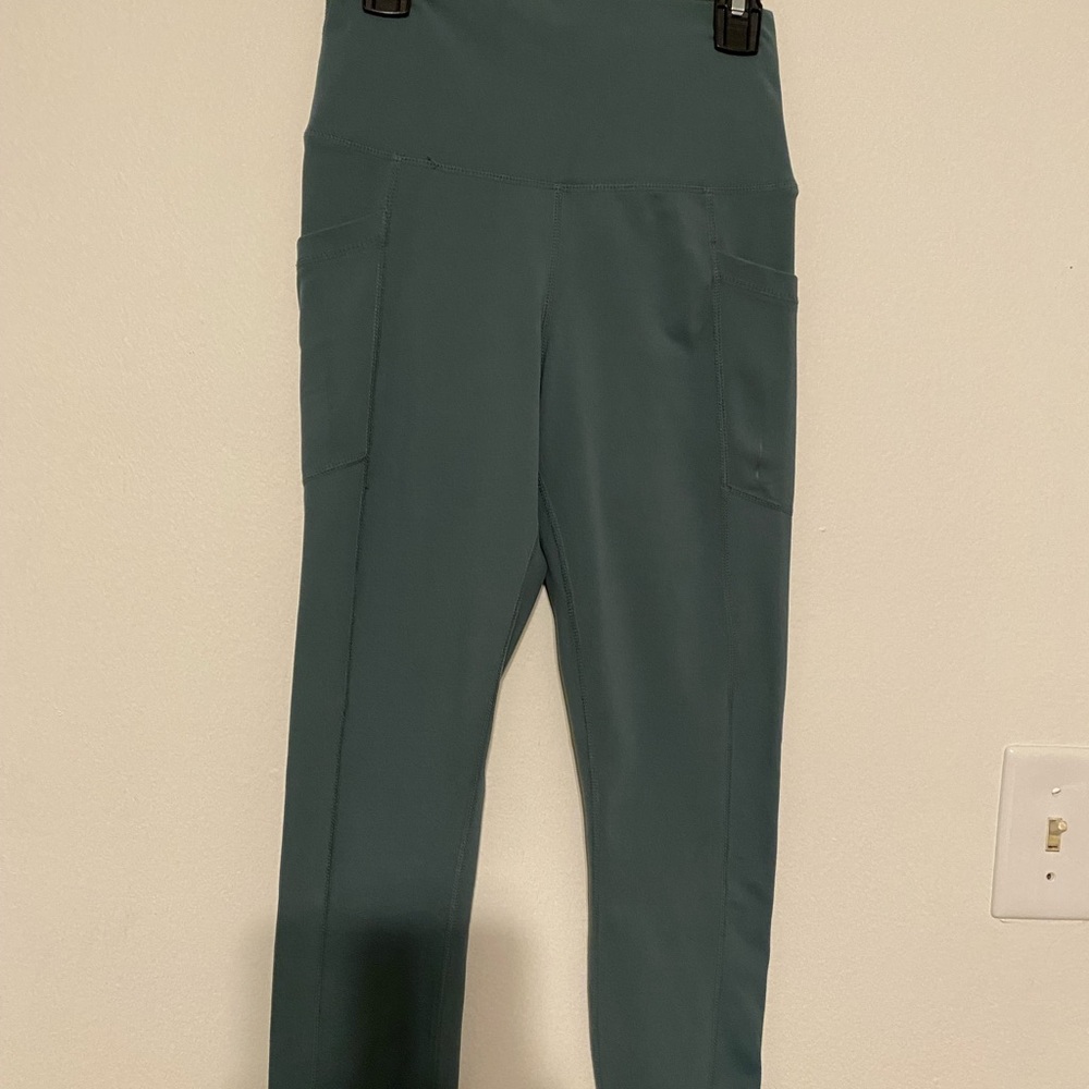 Yogalicious High-Waisted Leggings in Teal